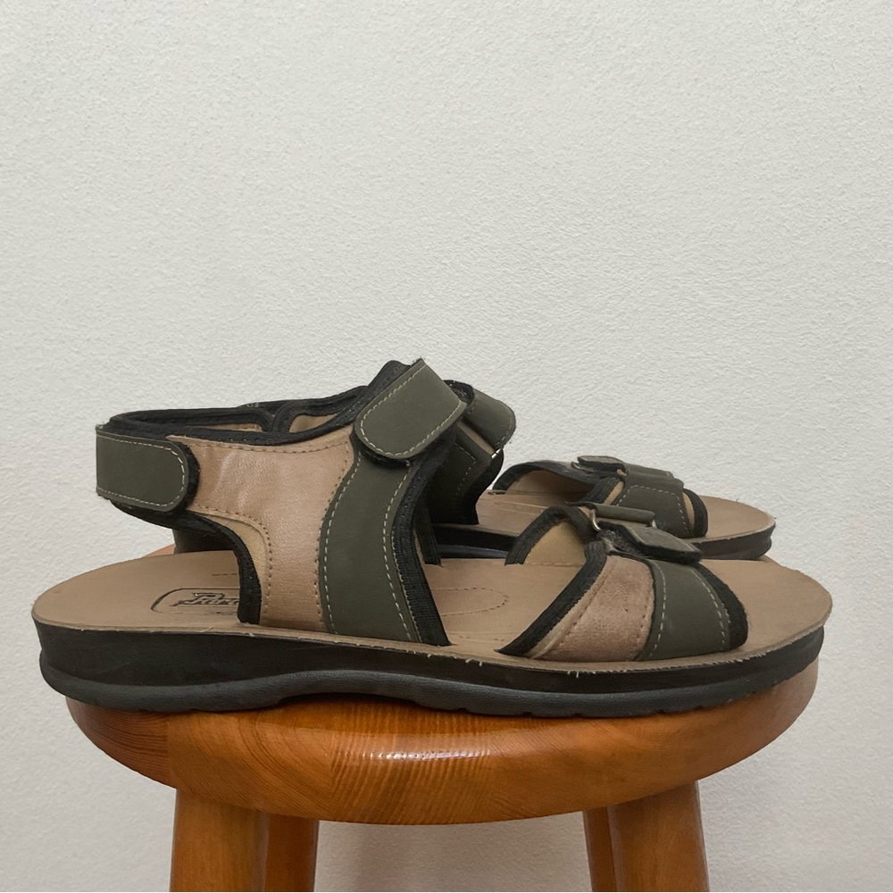 Paragon Brown Adjustable  Strap Sandals Size 10 Outdoor Spring Summer